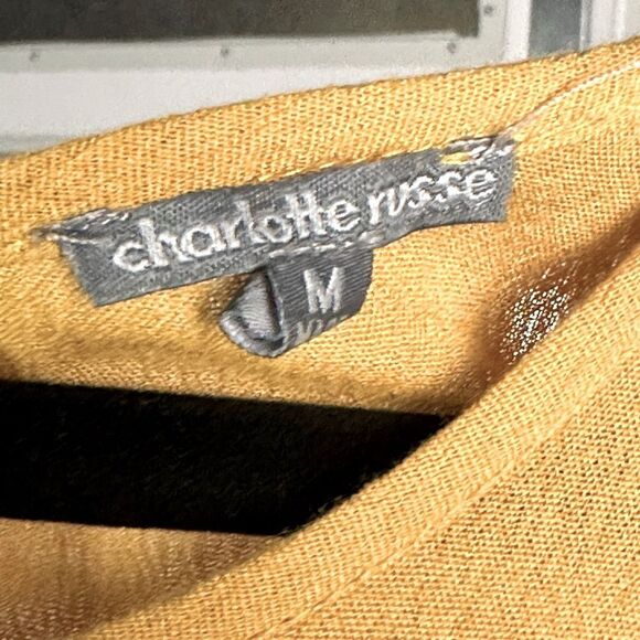 NWOT Charlotte Russe Mustard Colored Boho Blouse With Bell Sleeves. Sizes - Picture 5 of 6